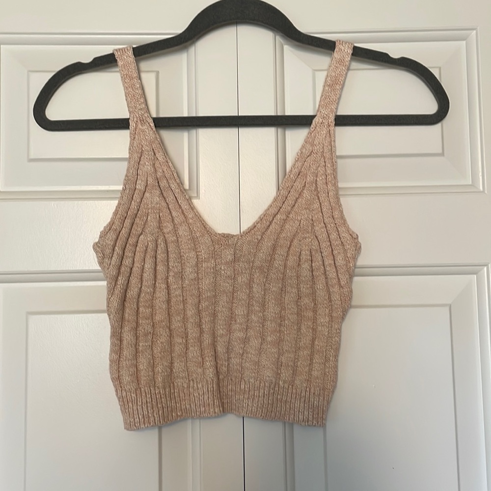 light pink knit crop top